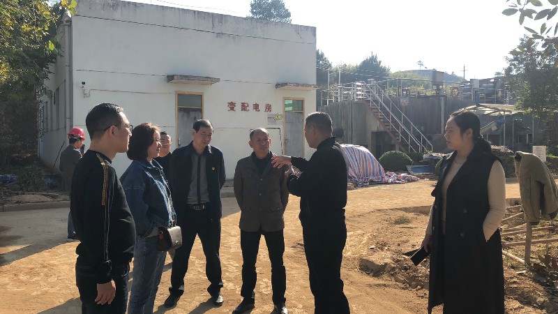 黎川县人民政府 工作动态 住建局局长江林远陪同市局领导检查污水处理