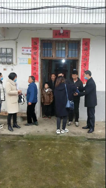 黎川县人民政府 工作动态 日峰镇:脱贫攻坚自我普查,"