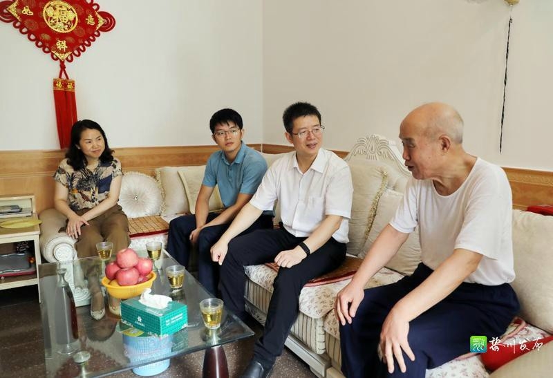 黎川县人民政府 黎川要闻 县委书记郑锦锋,县委副书记,县长候选人