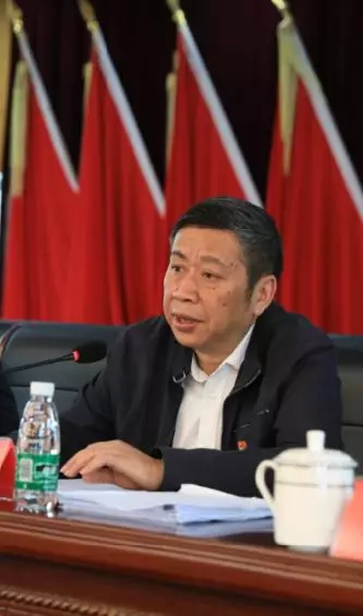 人武部政委,副部长,法,检"两长";县纪委监委和组织部门领导班子成员