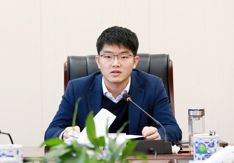 黎川县人民政府 黎川要闻 万国辉主持召开县政府十八届第六次常务会