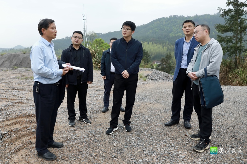 黎川县人民政府 黎川要闻 万国辉调研督导矿山复绿,生态环境问题整改