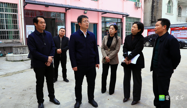 县领导赵似珍,罗燕,冯维良,李有华先后随同调研.