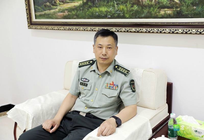 八一前夕聂仕雄郑锦锋走访慰问抚州军分区官兵