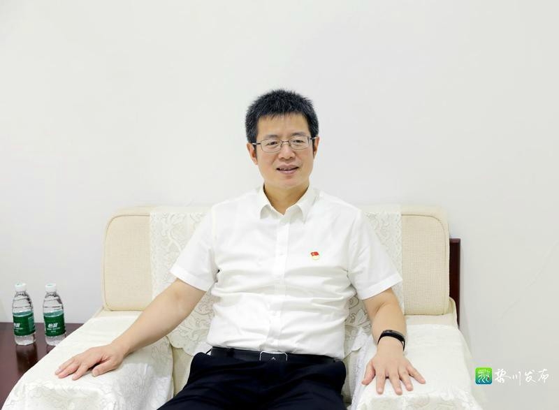 八一前夕聂仕雄郑锦锋走访慰问抚州军分区官兵